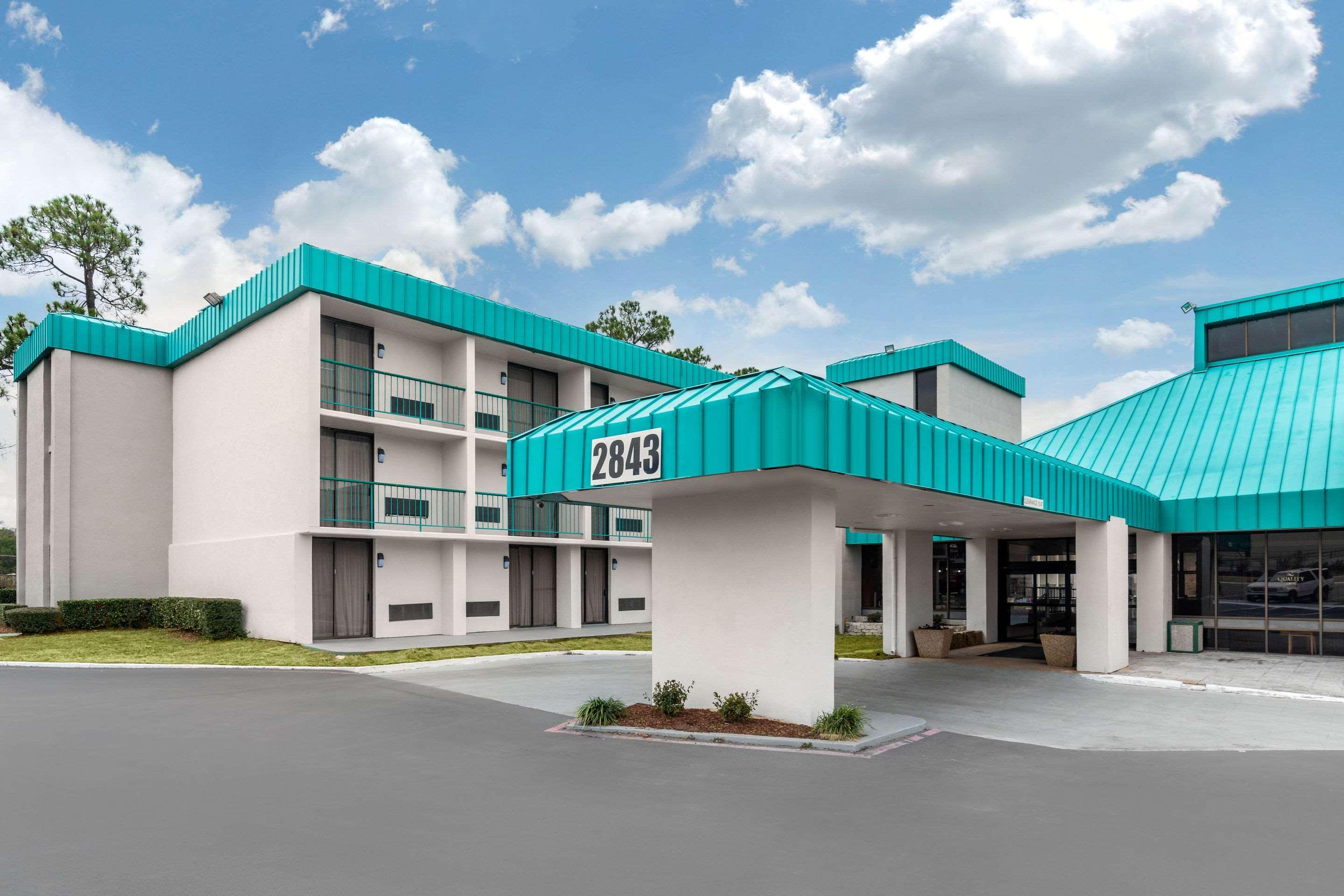 Quality Inn Tyler - Lindale Exterior photo