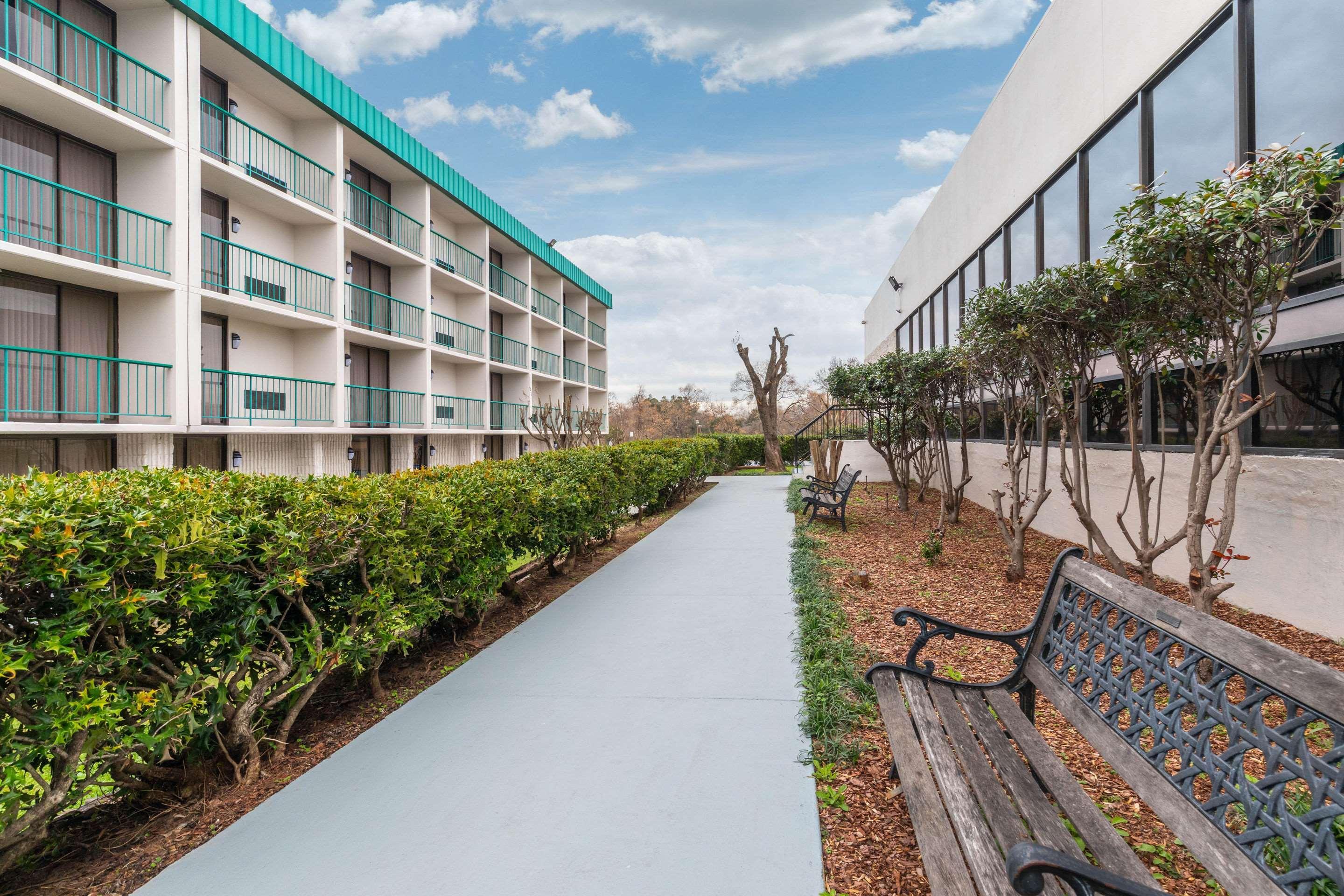 Quality Inn Tyler - Lindale Exterior photo